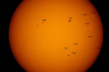 Sole   13-05-18 10-48-06 UT 08 48 06 