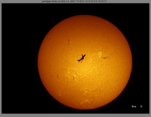 2 aereo sul Sole 17 12 2013 13 18 33 h 12 18 33 UT