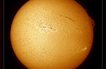 #Sole-H-alfa-2016-06-21-15-29-07-h-13-29-07-UT